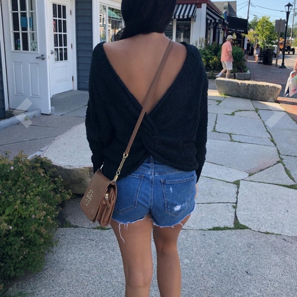 black low back knot popcorn teddy bear sweater - Picture 5 of 6